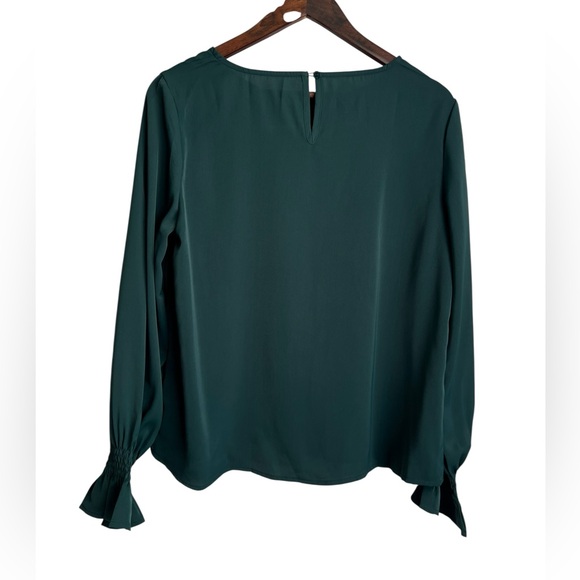 Cupshe Dark Green Long sleeved Blouse - M - NWT - Picture 2 of 8